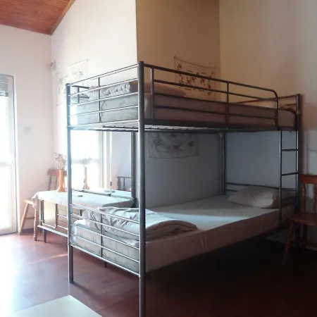 10 Coins Bed+tours