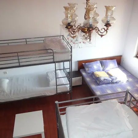 Auberge de jeunesse 10 Coins Bed+tours Sofia