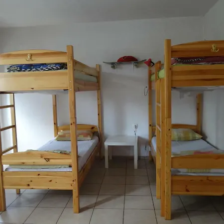 10 Coins Bed+tours Sofia